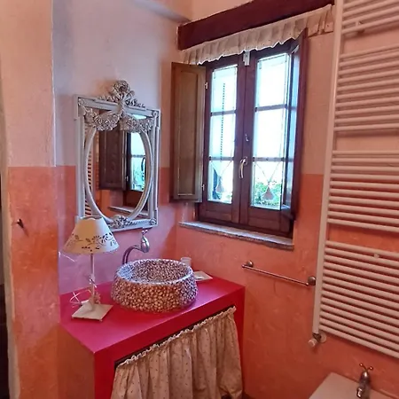 Vakantiehuis Casale Farnia *
