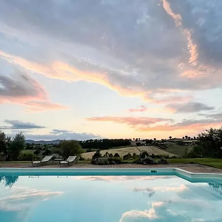 Casale Farnia Holiday home *