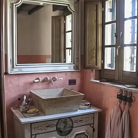 Vakantiehuis Casale Farnia *